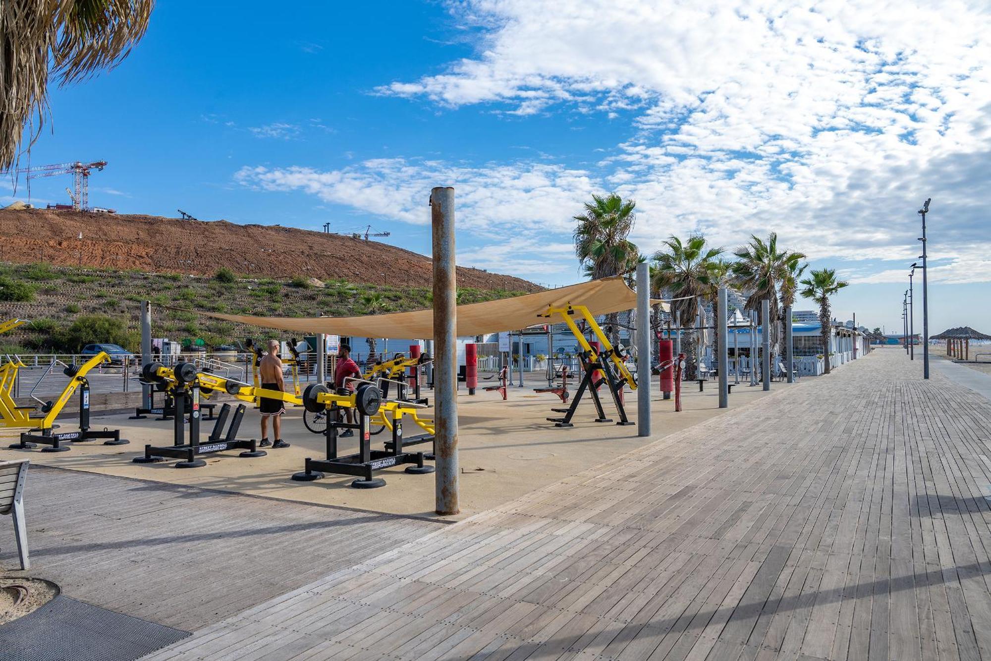 بات يام Hi-Yam Seaview Apartments & Suites - יש ממ"ד المظهر الخارجي الصورة