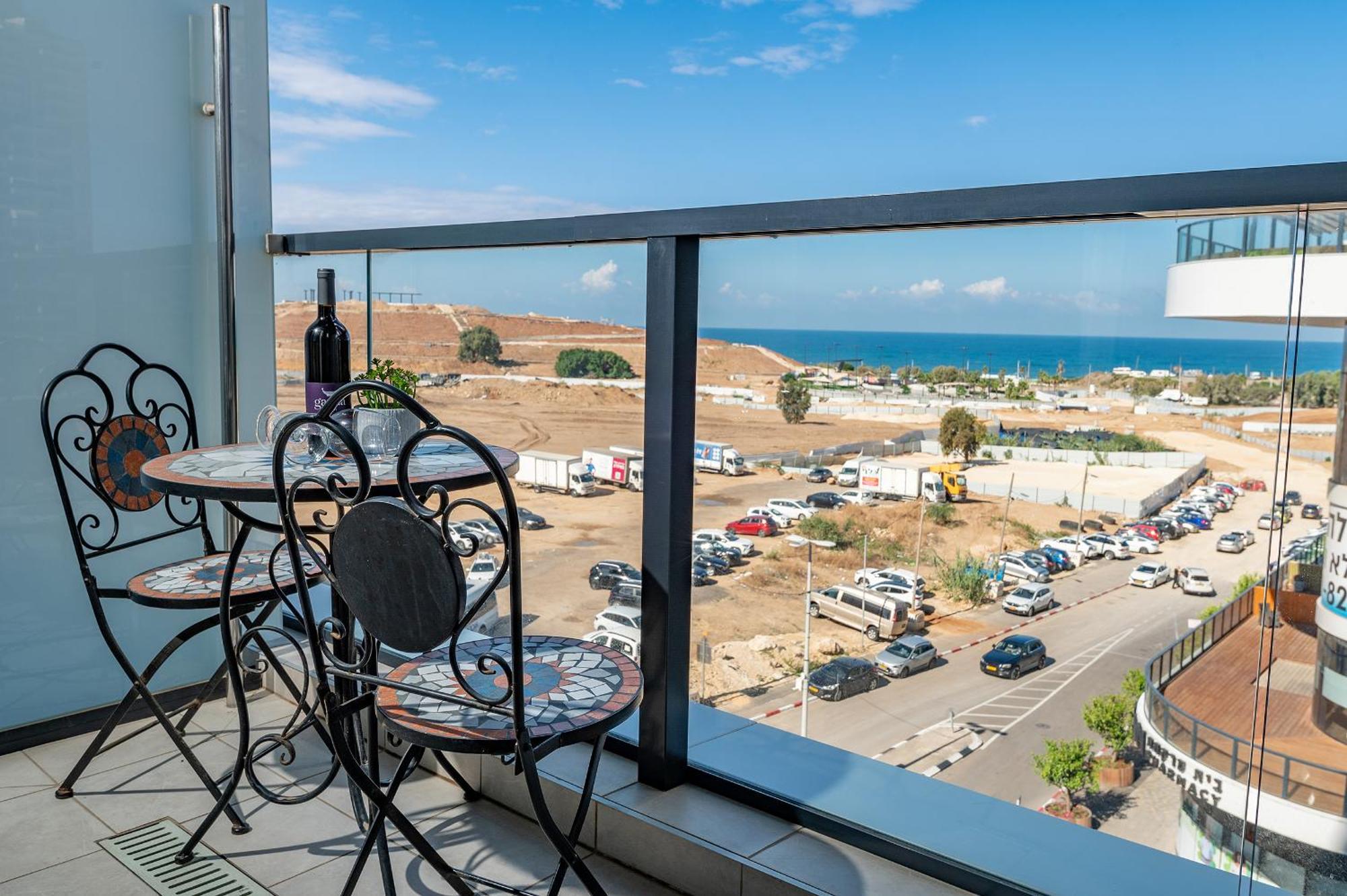 بات يام Hi-Yam Seaview Apartments & Suites - יש ממ"ד المظهر الخارجي الصورة