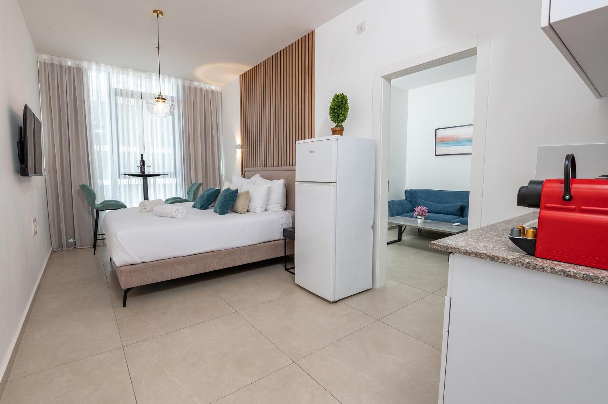 بات يام Hi-Yam Seaview Apartments & Suites - יש ממ"ד المظهر الخارجي الصورة