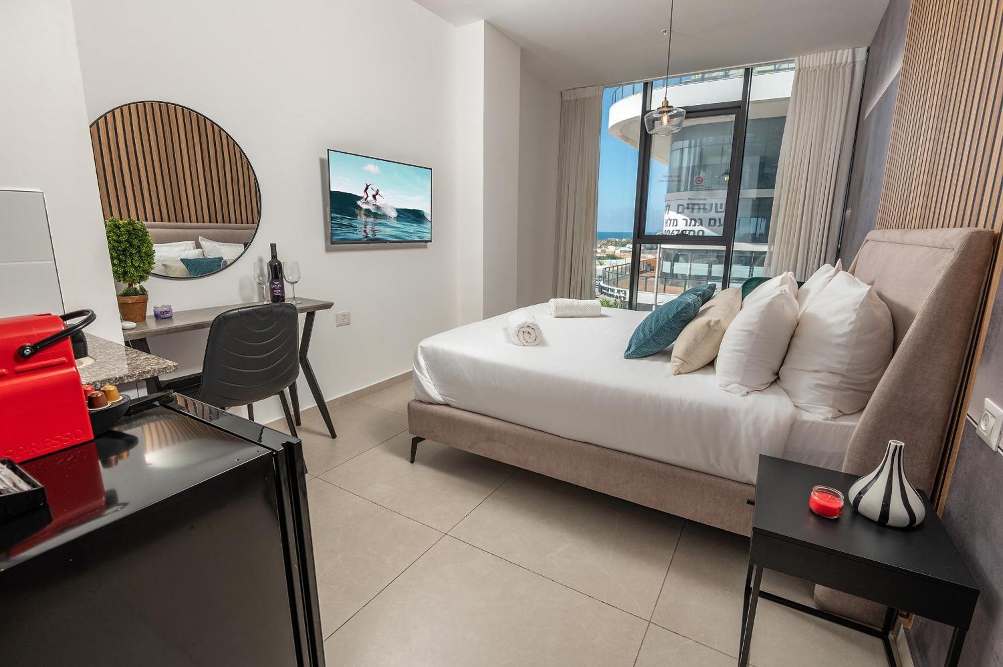 بات يام Hi-Yam Seaview Apartments & Suites - יש ממ"ד المظهر الخارجي الصورة